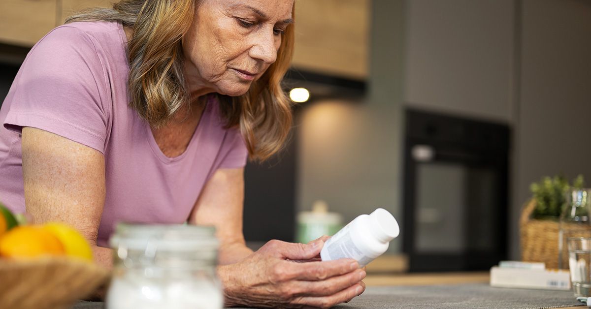 EGCG Benefits & Risks: What to Know Before Taking a Supplement